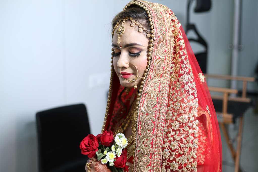 candid wedding photographers